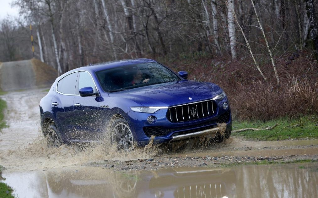 Vi spørger Shell: Hvad er pointen med oktan 100 benzin? | bilmagasinet.dk