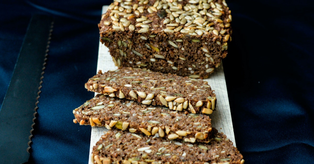 2 lækre rugbrød: Prøv et klassisk bondebrød eller et et smagfuldt ...