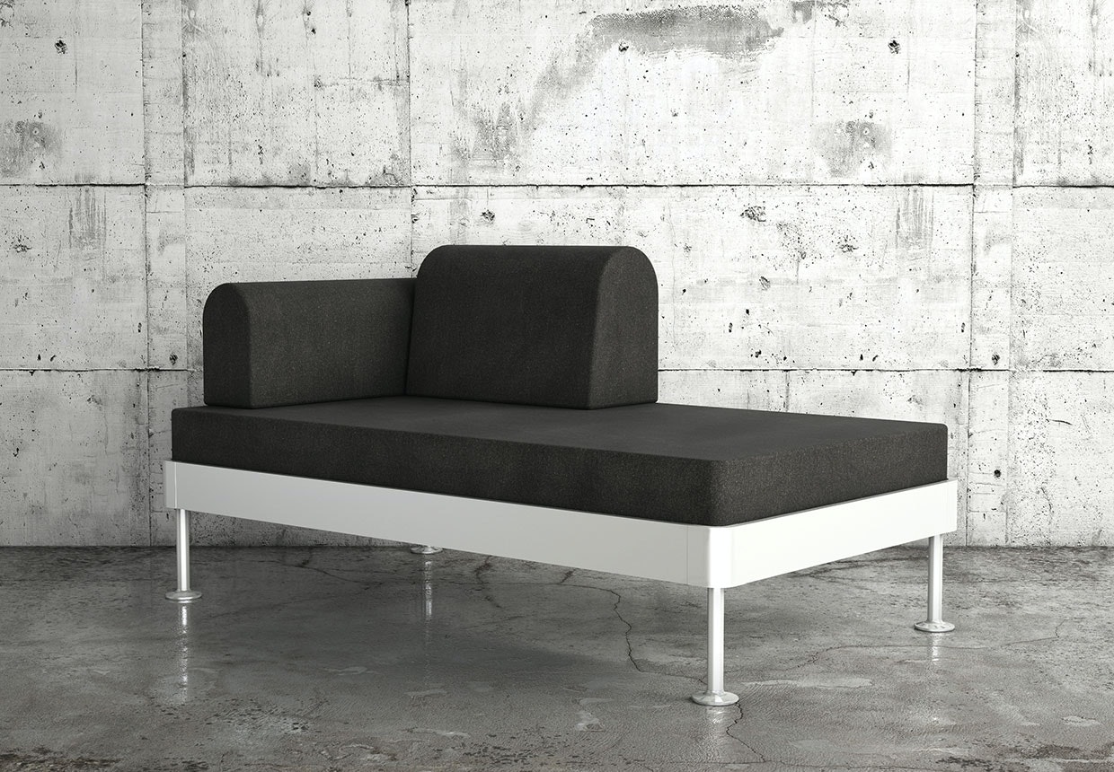 Ikea designer sofa med Tom Dixon bobedre.dk