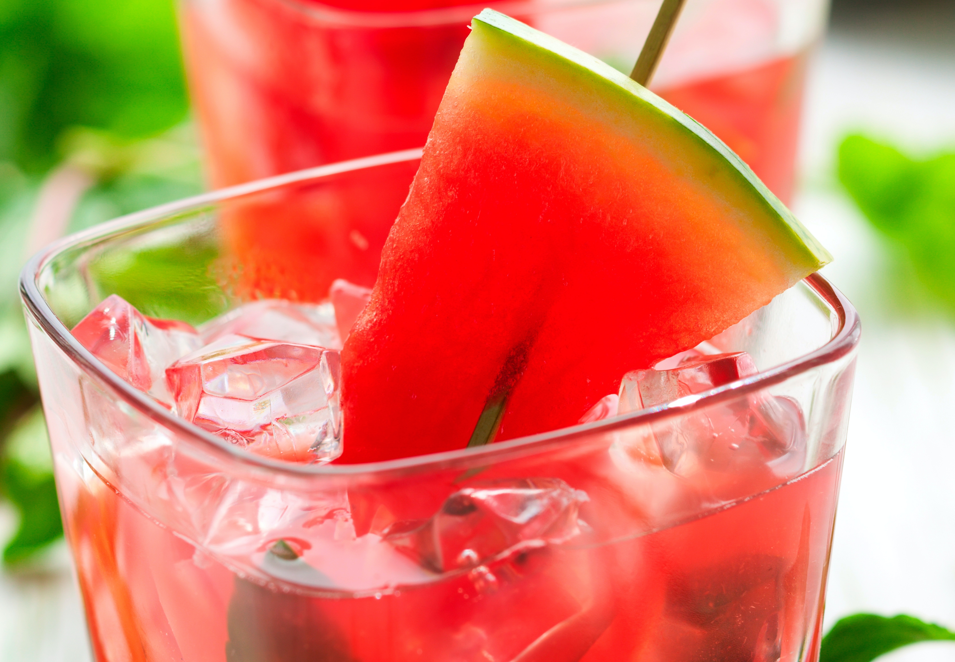 Opskrift sangria med vandmelon bobedre.dk