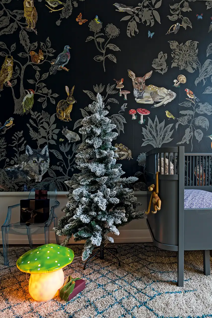 jul bolig indretning hygge lejlighed juletræ børneværelse