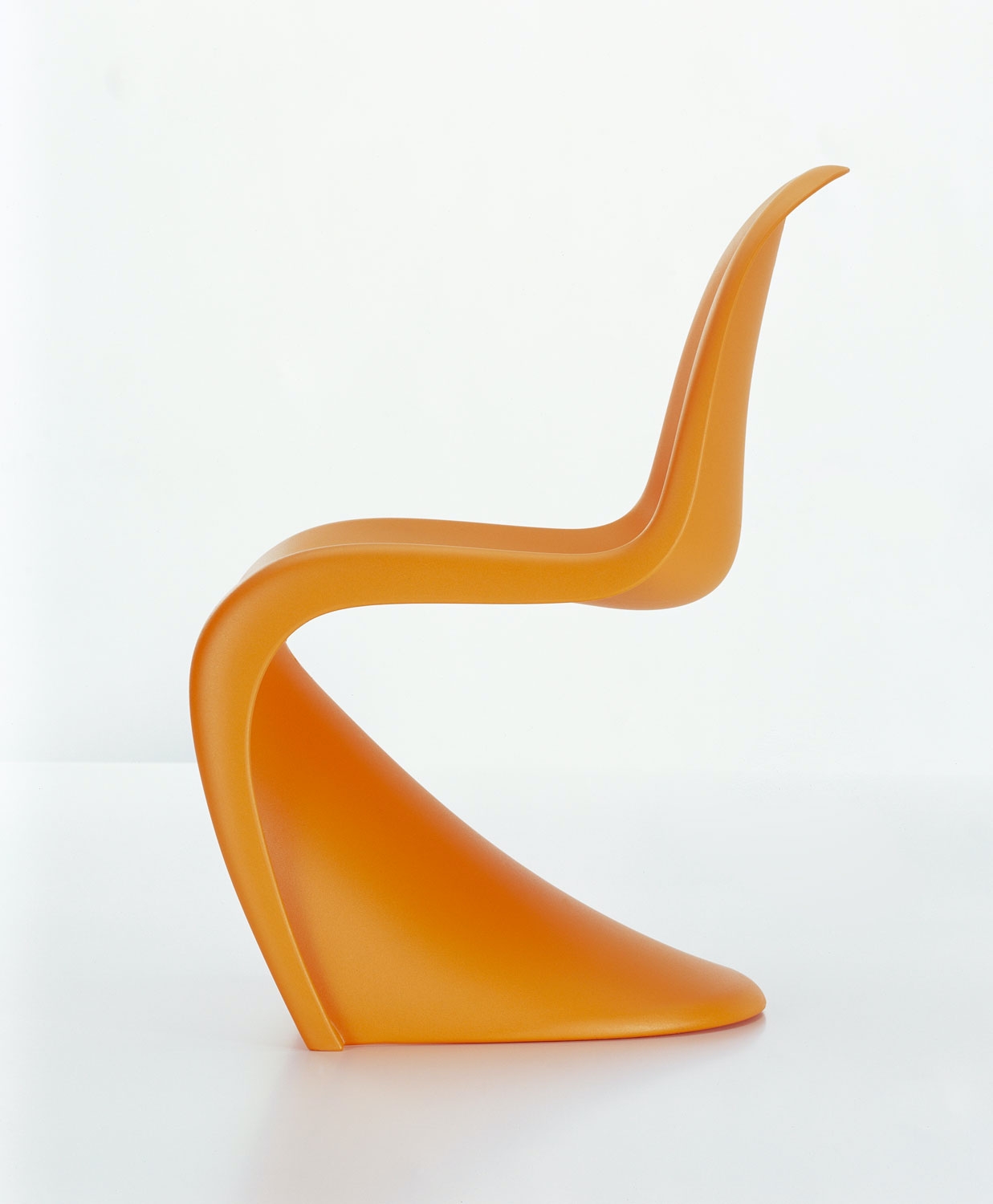 20 fine ting til barnerommet | Bo bedre.no Panton Junior Chair fra Vitra 2ROM