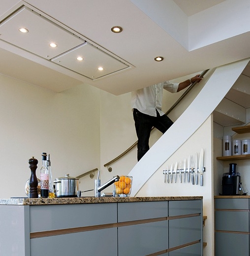 Kjøkkenvifte i taket