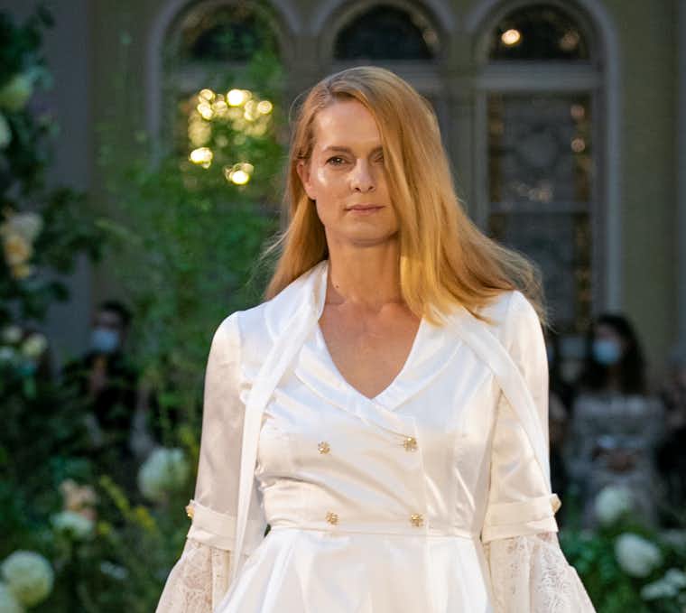 Har Og Frisurer I 21 Sadan Skal Dit Har Se Ud Costume Dk