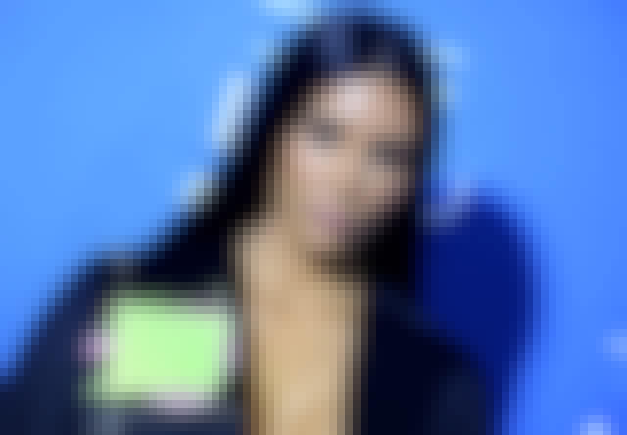 Kim Kardashian sagsøgt af danske Kjær Weis