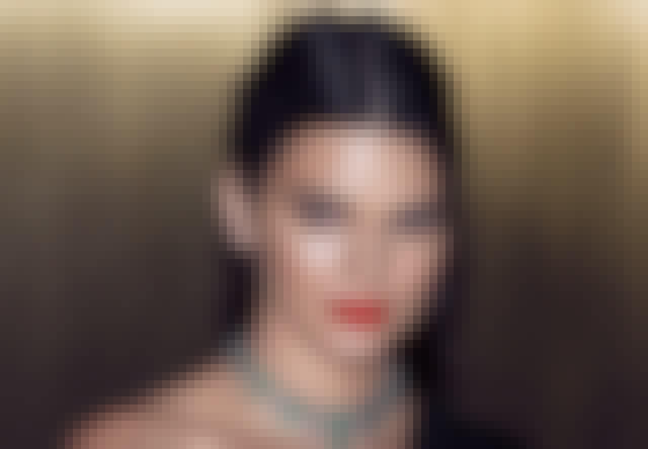 Kendall Jenner: Jenner lander endnu en oktoberforside – nu som ballerina