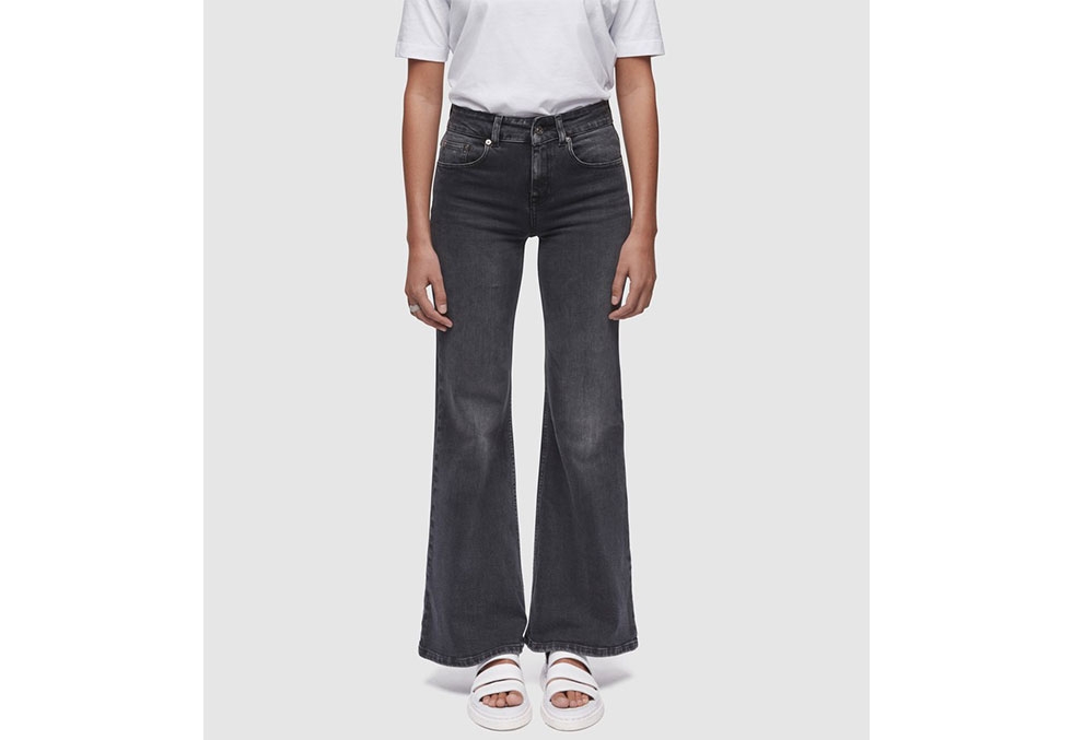 Dette er den nye denimtrenden i 2019 | costume.no Dette er den nye denimtrenden i 2019 | costume.no