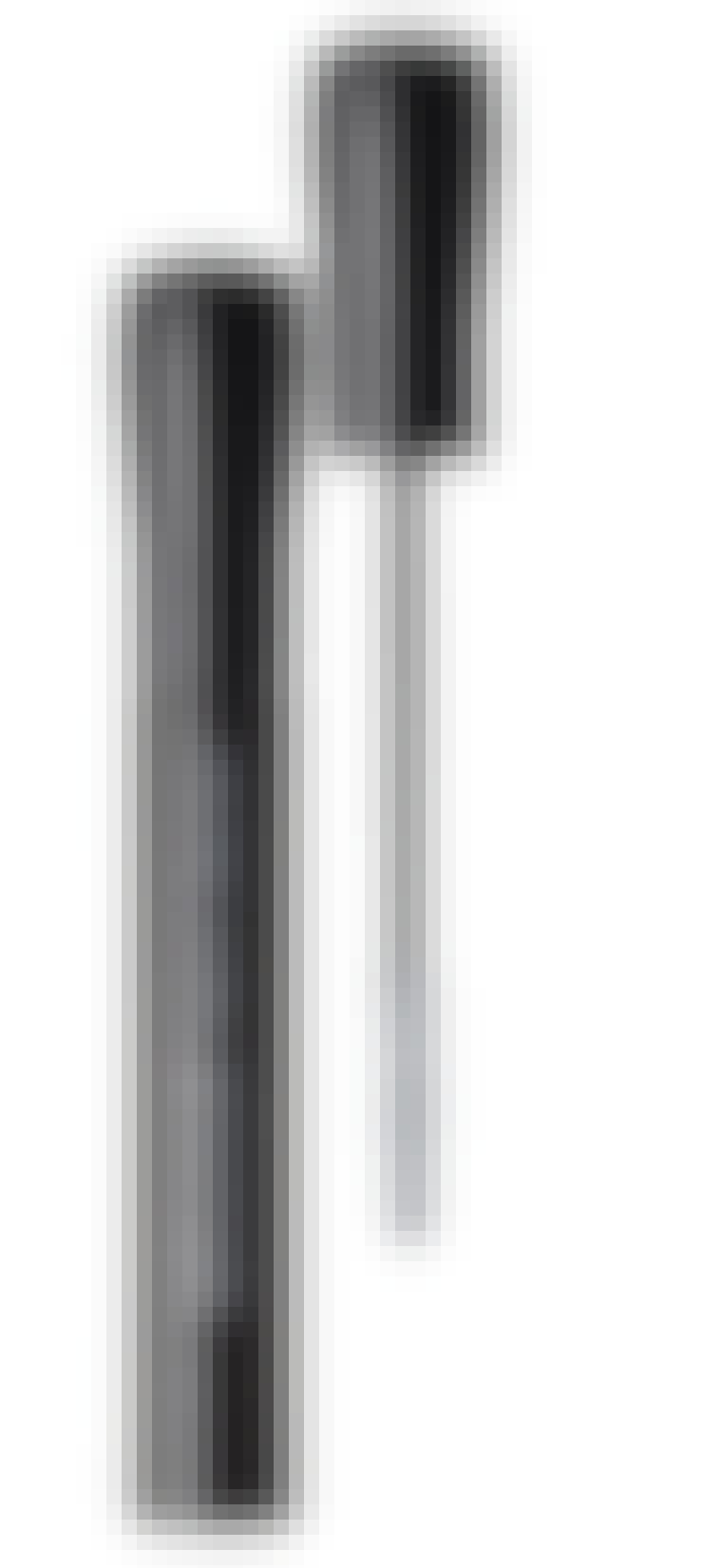 Fine øyenbryn