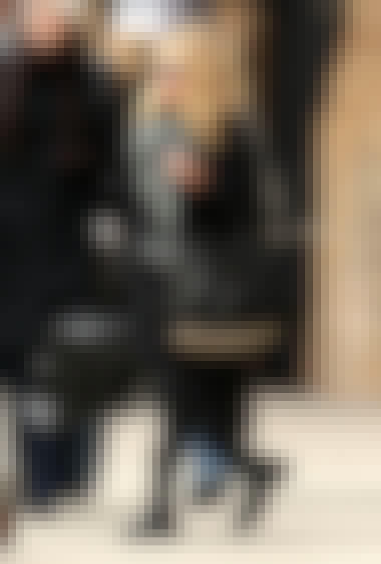 Denne sesongen skal nagler være festet på alt fra kjoler og bukser til sko og vesker. Mary-Kate Olsen var en av de første som bar rundt på Alexander Wang-vesken med grove nagler som stikker ut av veskebunnen.