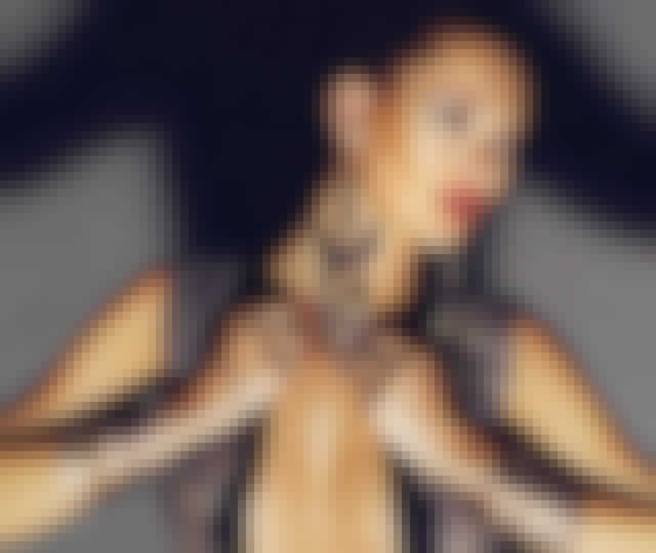 Torsdag 21. mai kom den nye Kate Moss for Topshop-kolleksjonen. Dessverre sender ikke Topshop.com til Norge, men kanskje du er så heldig å kjenne noen som kan kjøpe for deg?