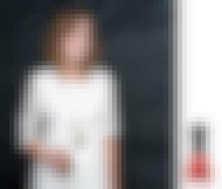 Den mest populære neglelakken for tiden er Nubar, og listen over kjente fans er lang. Blant andre tv-vertinnen Alexa Chung, skuespillerne Eva Mendes, Scarlett Johansson og Charlize Theron, og modellene Daisy Lowe og Alice Dellal. Neglelakken fra ...