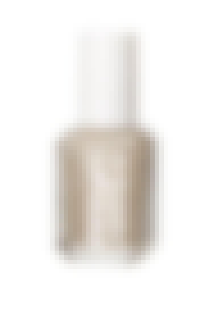 Chinchilly fra Essie til 125 kr. hos Hotbeautystuff.dk.