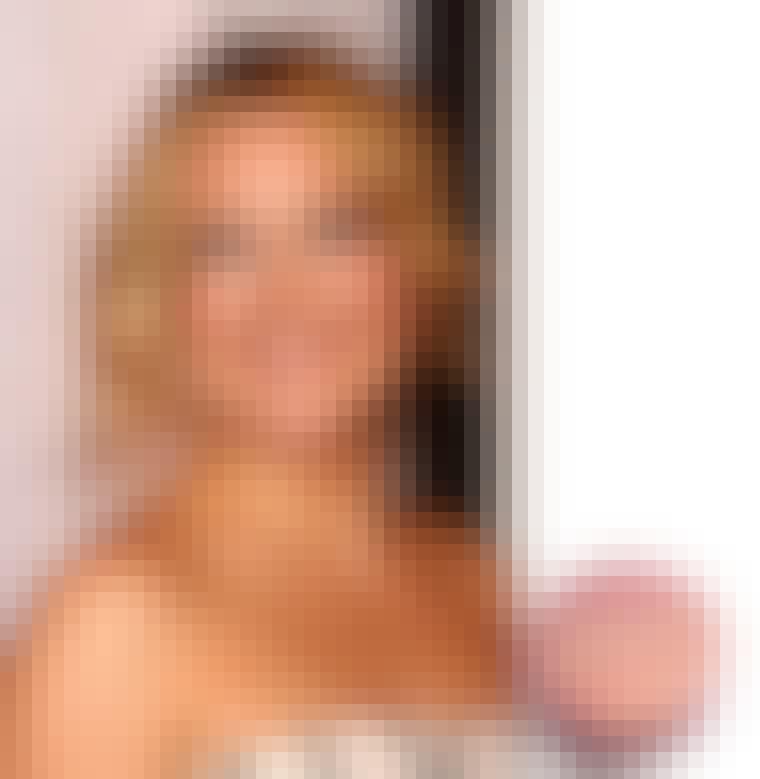 Drømmer du om at få røde kinder som skuespillerinden Kate Hudson? Så skal du have fat i Boujois blush, som Kate Hudson altid har i sin makeuppung. Blush fra Bourjois til 67 kr.