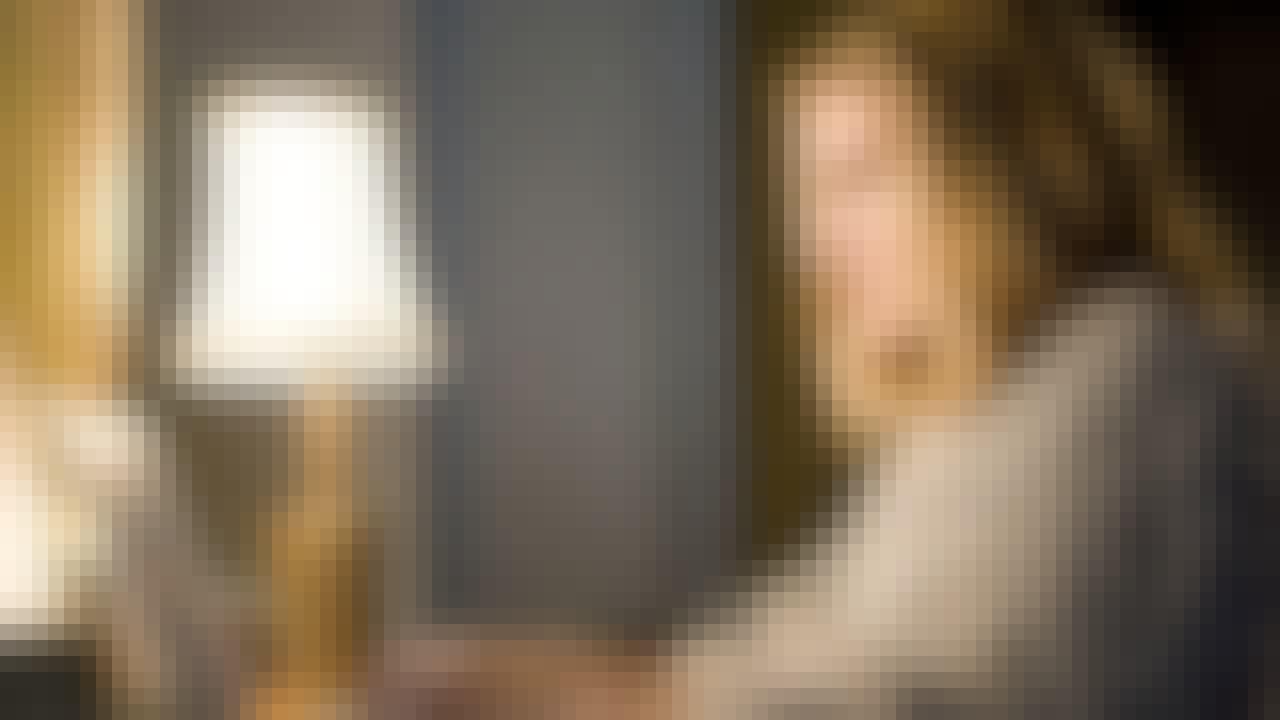 53a0ae705c70a_-_cos-01-carrie-bradshaw-computer-xl