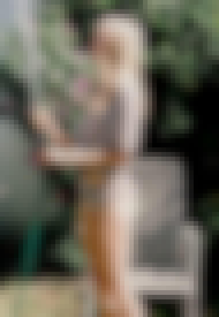 R1-02340-012A_0001