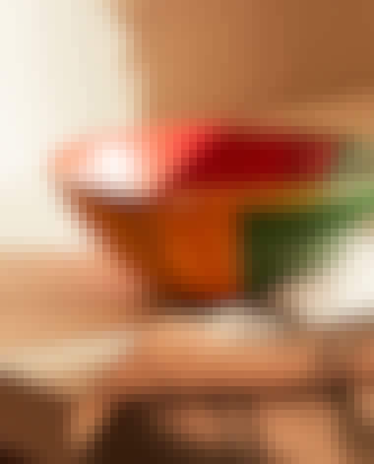 2596216999_2_7_2