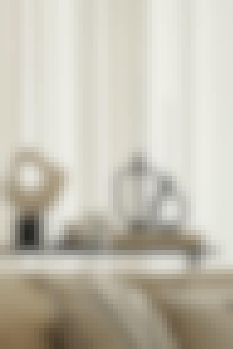 7003A_06