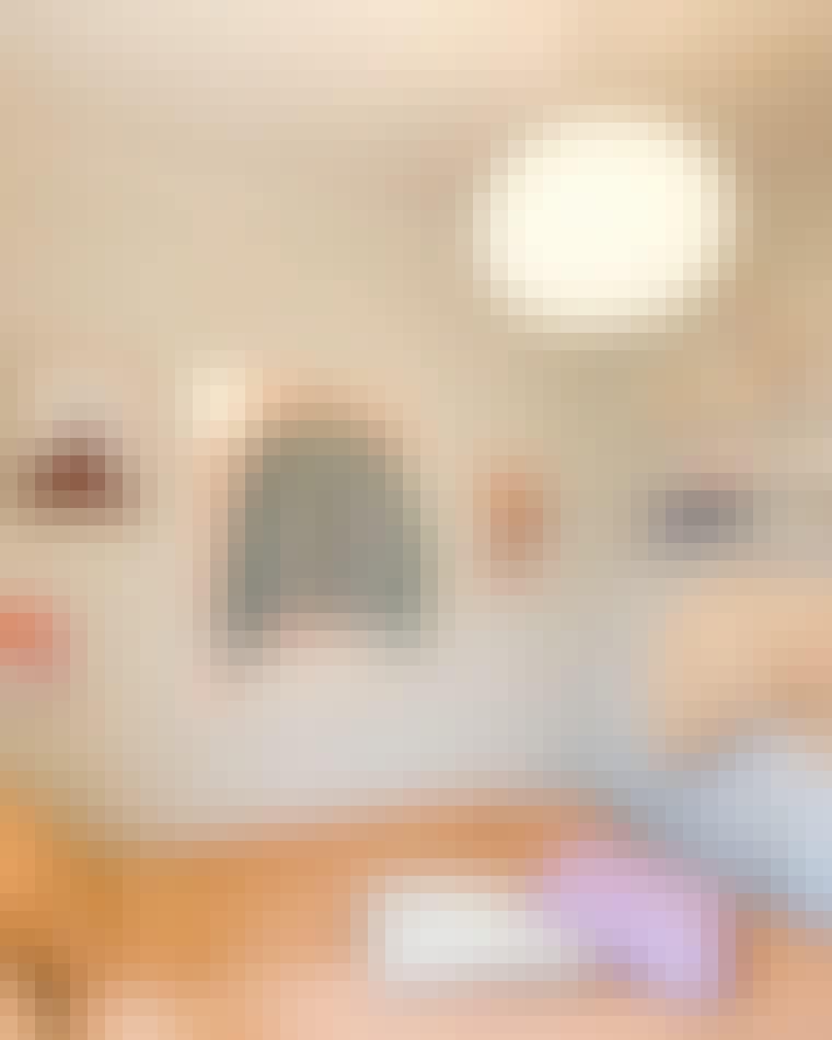 9D5C208A-C448-45C9-ADF0-77B2E5AF7B8F