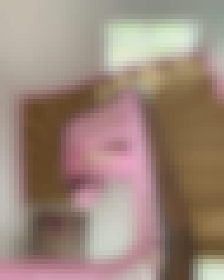 B76025E4-5A8A-4F81-989E-370421438B4B
