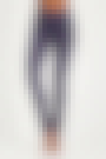 Gaia-leggings-rock-10205527-model-front-1-scaled