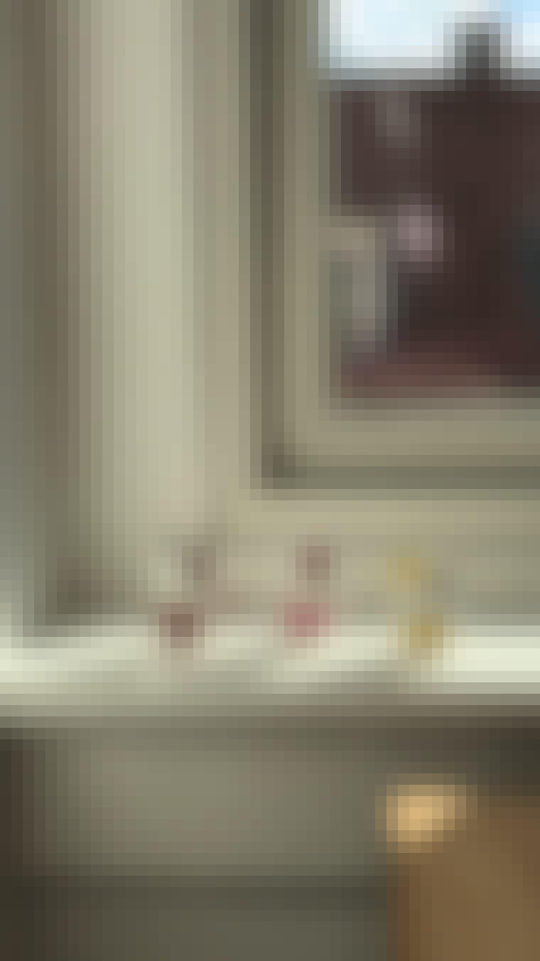 B3F3CC50-DFBB-4006-B2D3-72163E3DAA8F