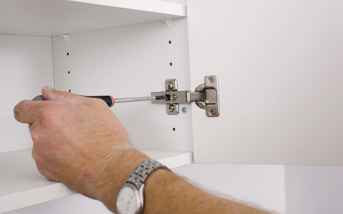 Kjokken Rett Opp En Skjev Dor Og Skuff Gjor Det Selv