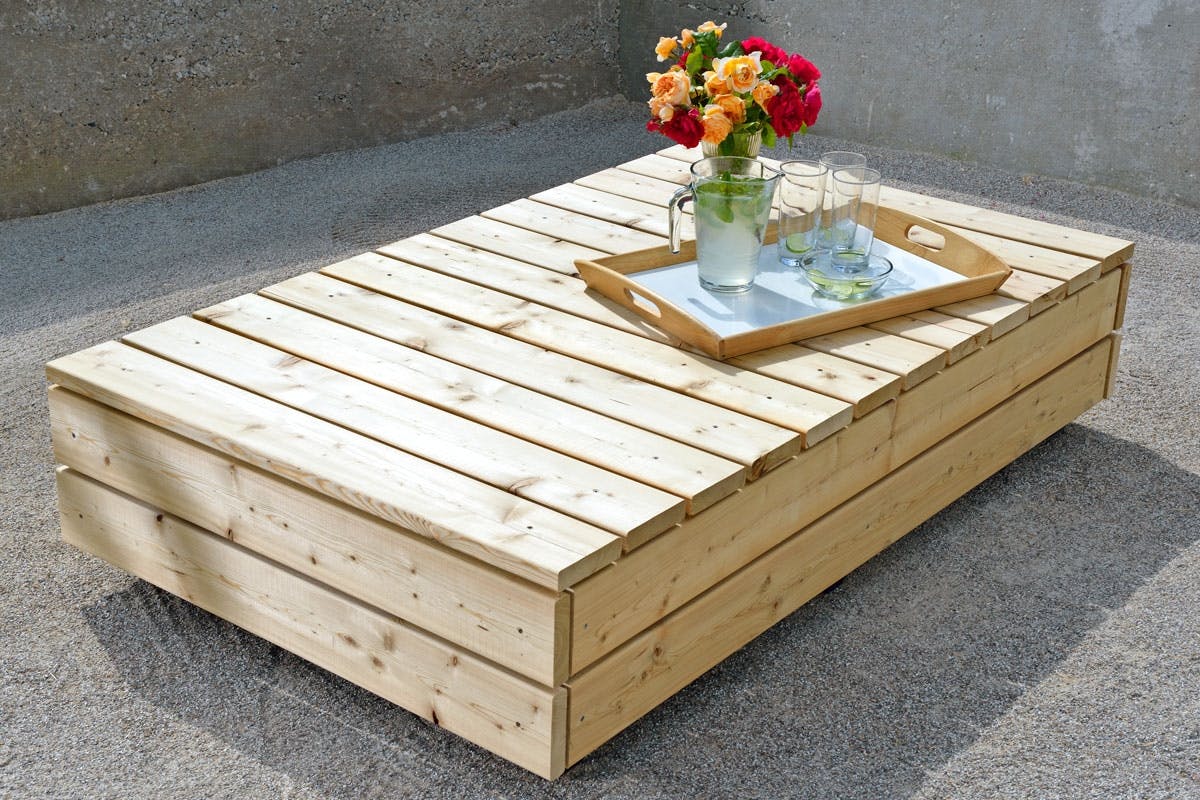 Bordet kan användas både som bord och som en del av dubbelsängen.