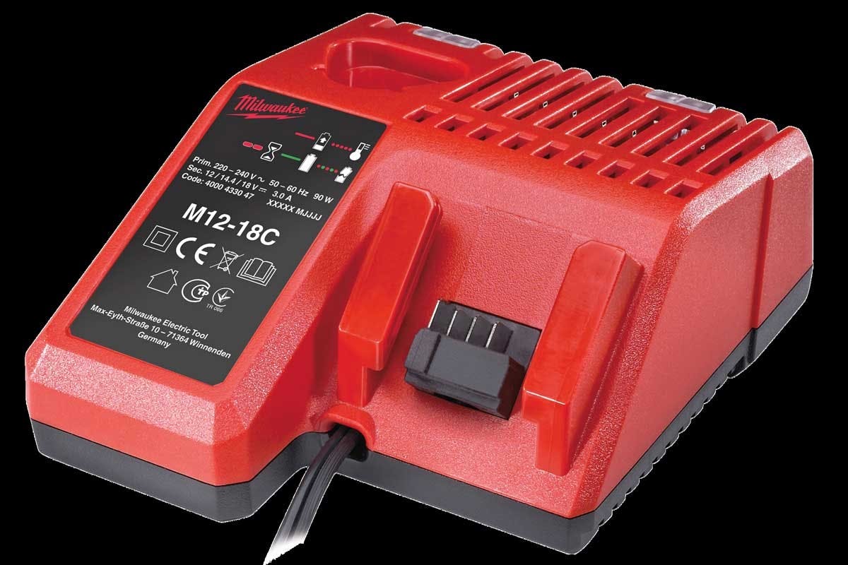 Milwaukee M12-M18 kan ladda upp 12, 14 och 18-volts batterier.