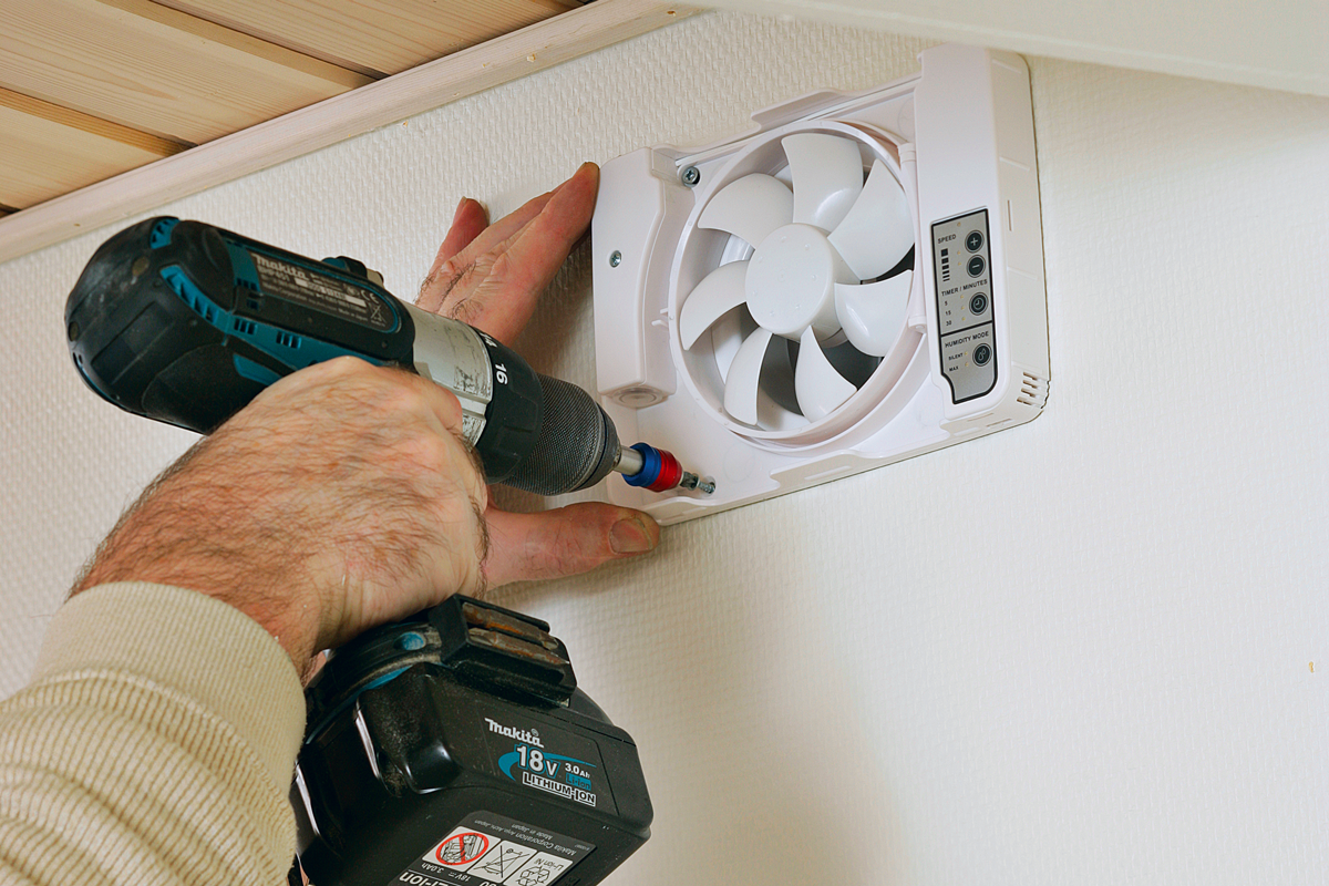 Ventilator på badeværelset - monter en ventilator | Gør Det Selv