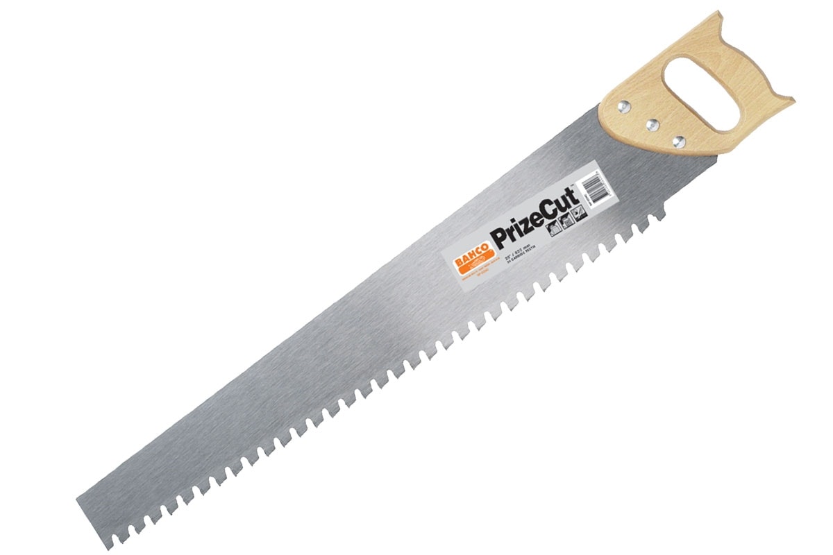 Sage lister med håndsag Sage lister med håndsag