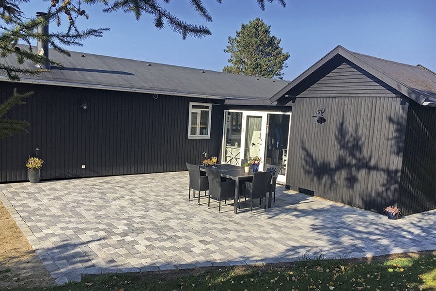 Fliseterrasse: Fordele og ulemper Fliseterrasse: Fordele og ulemper