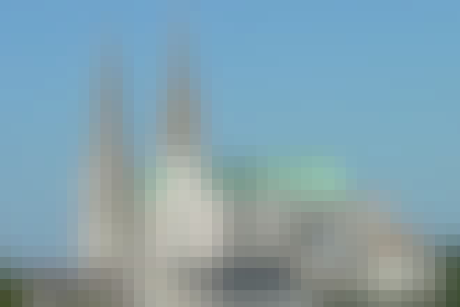 Den gotiska katedralen Notre-Dame des Chartres. Översiktsbild. Den gotiska katedralen Notre-Dame des Chartres. Översiktsbild.