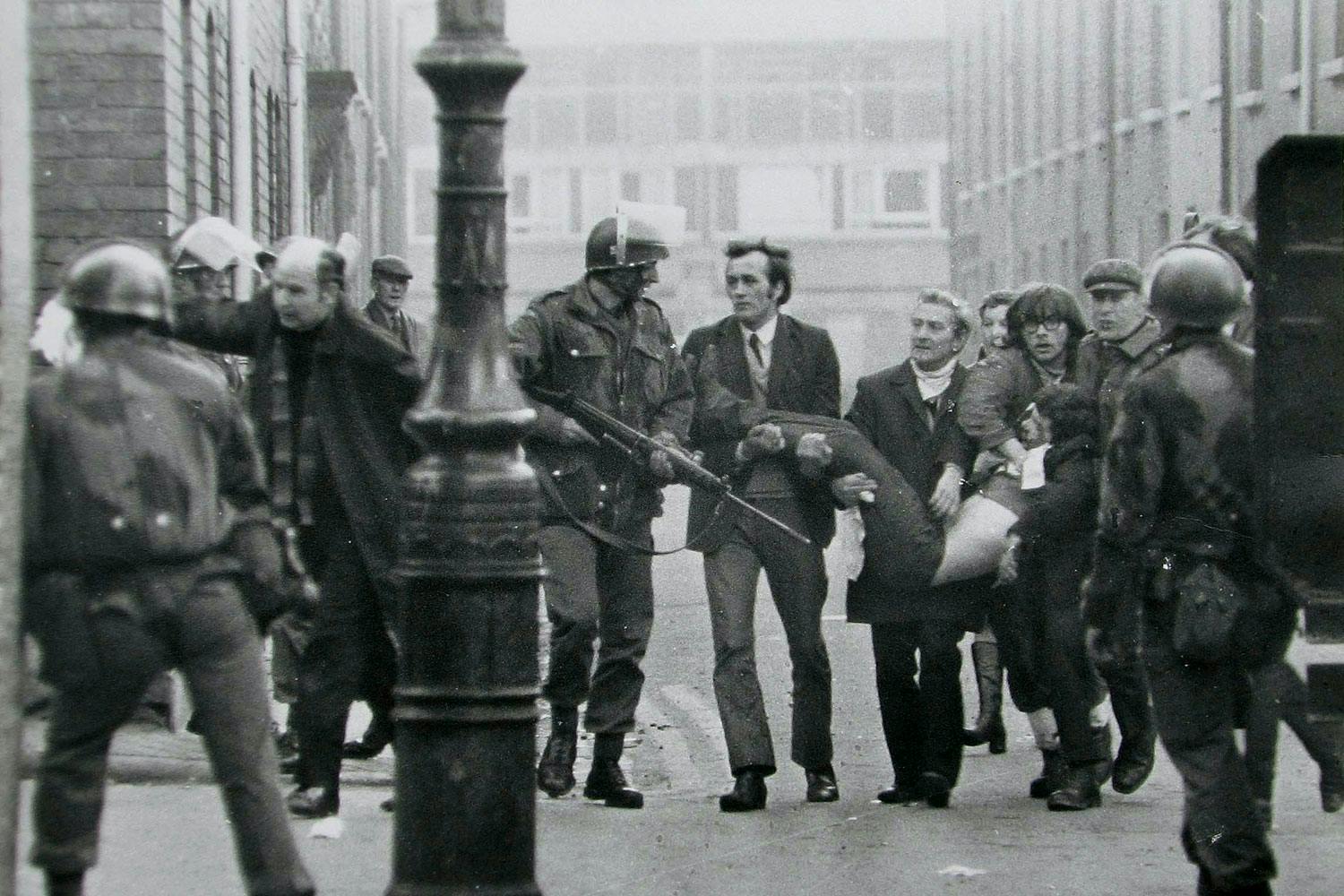 Bloody Sunday Blodröd söndag i Nordirland varldenshistoria.se