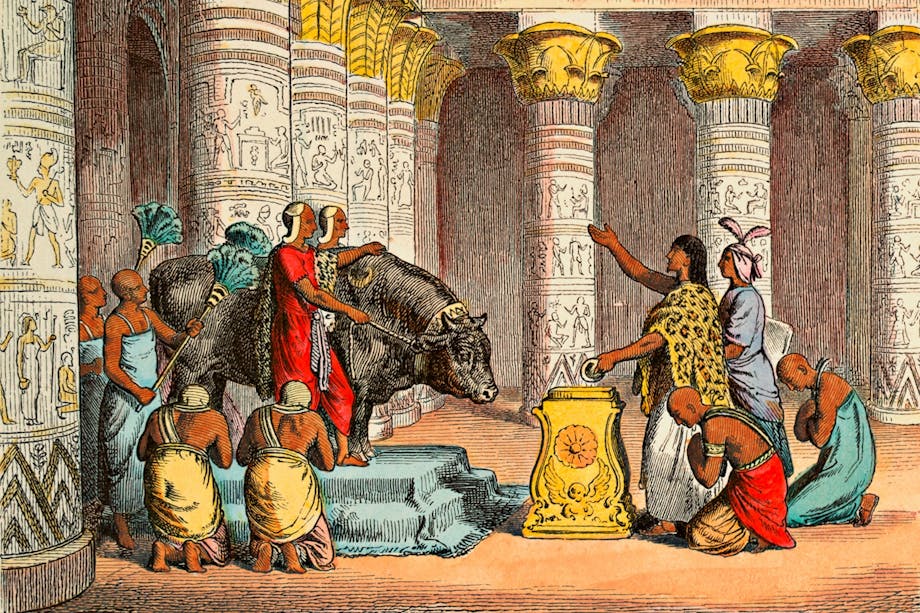 Tempeltjuren Apis i templet i Memfis. Tempeltjuren Apis i templet i Memfis.