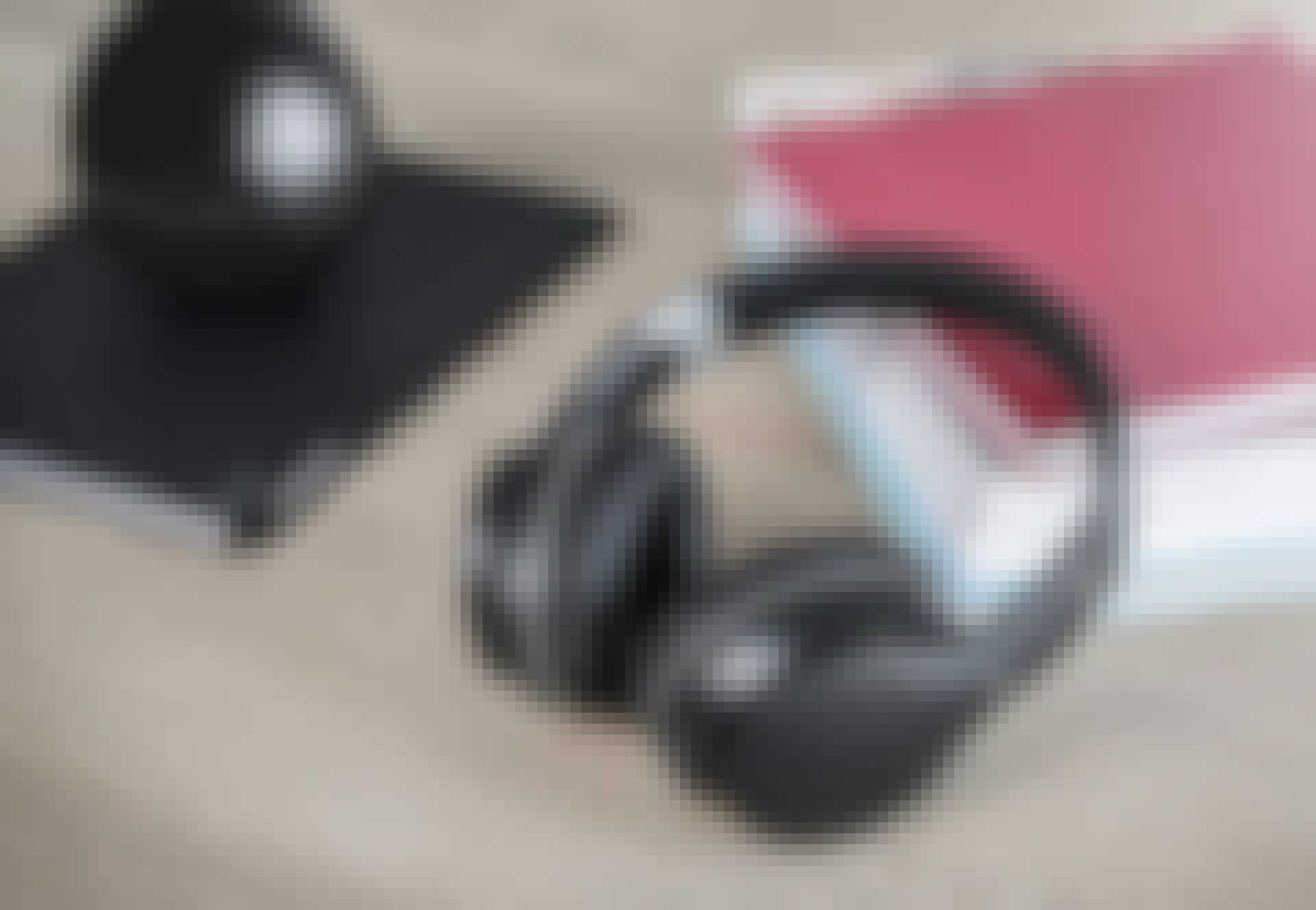 Hoeretelefoner_top_redart