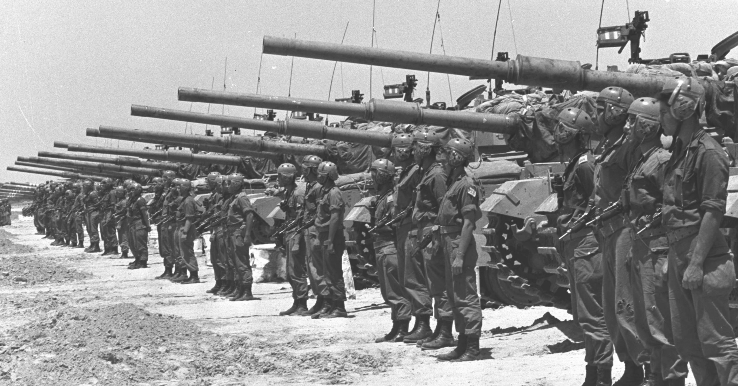 Israel ble døpt i krutt og kuler | historienet.no