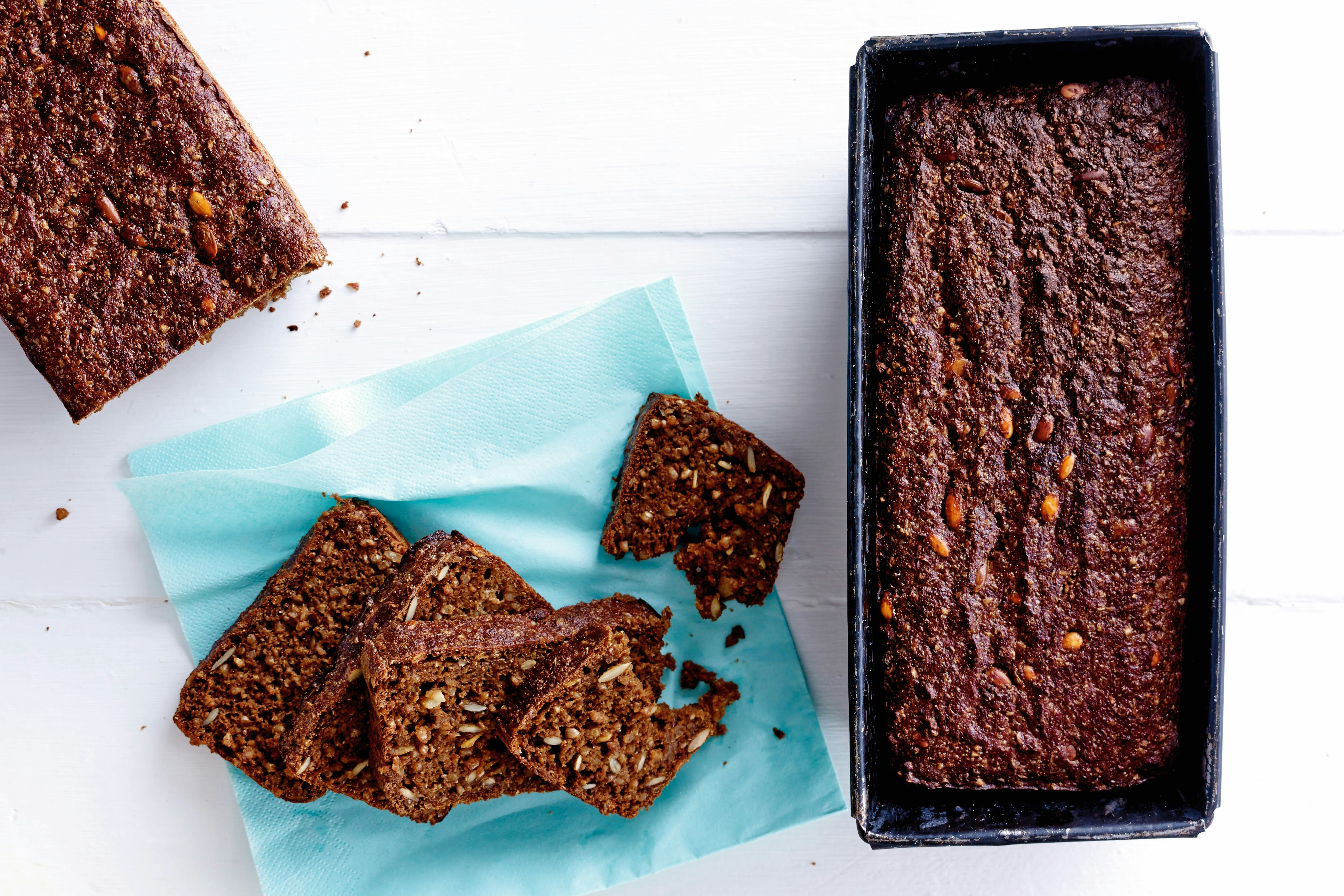 Mörkt rågbröd med pumpafrön (recept) | I FORM