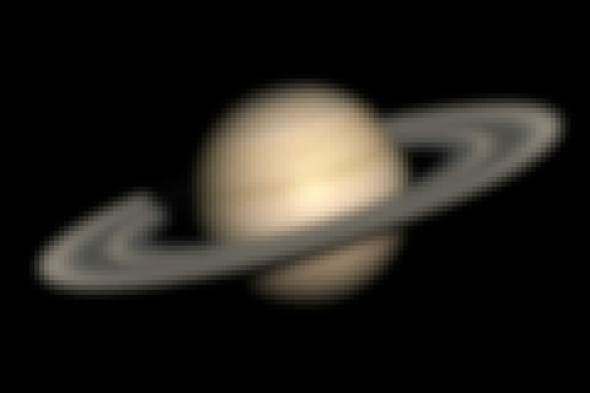 Saturn top