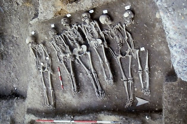 Plague victims at East Smithfield Plague victims at East Smithfield