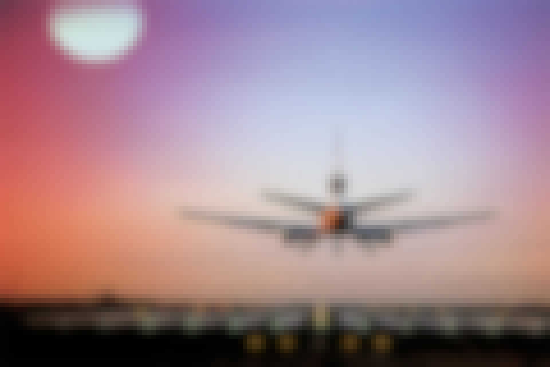 Plane landing