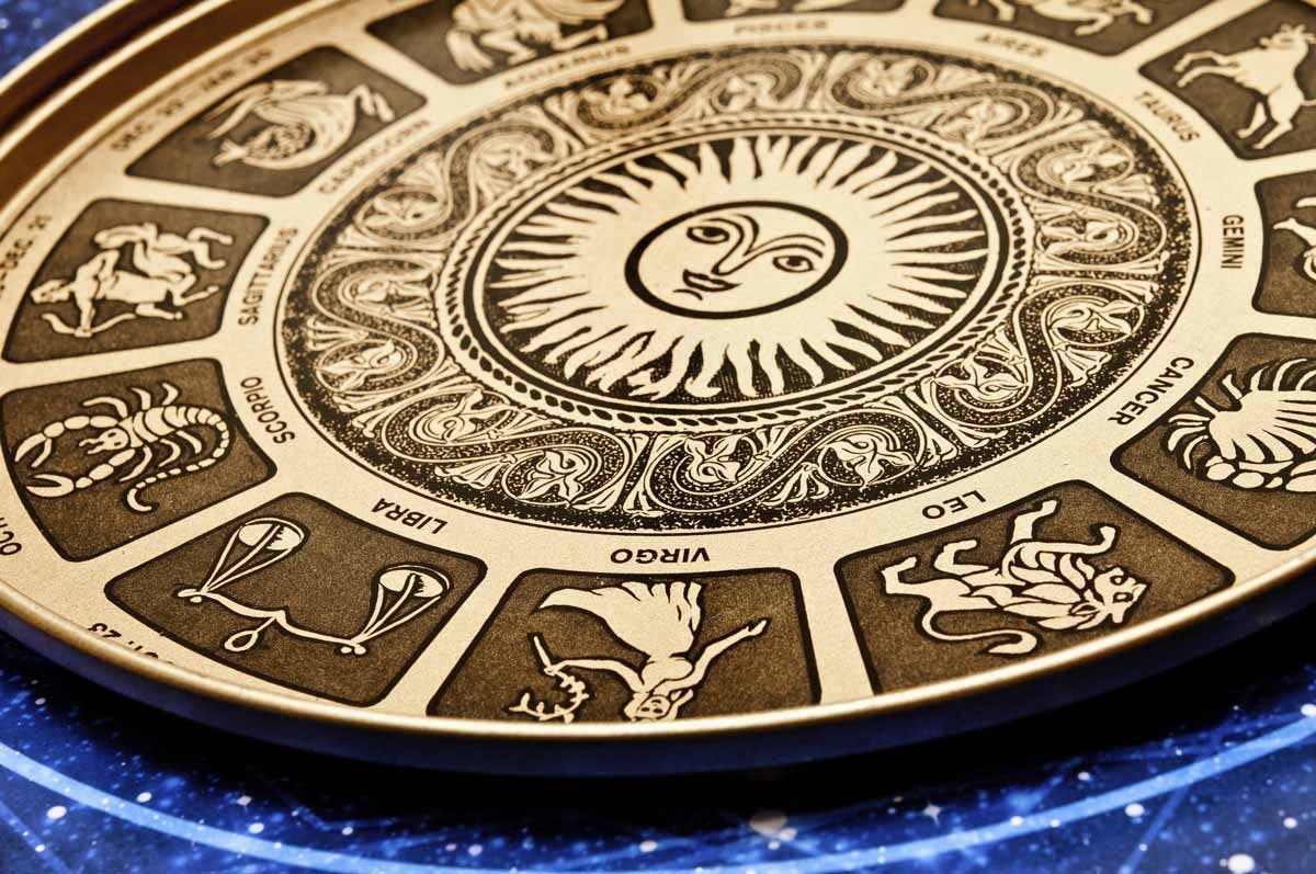 Astrologi Astrologi