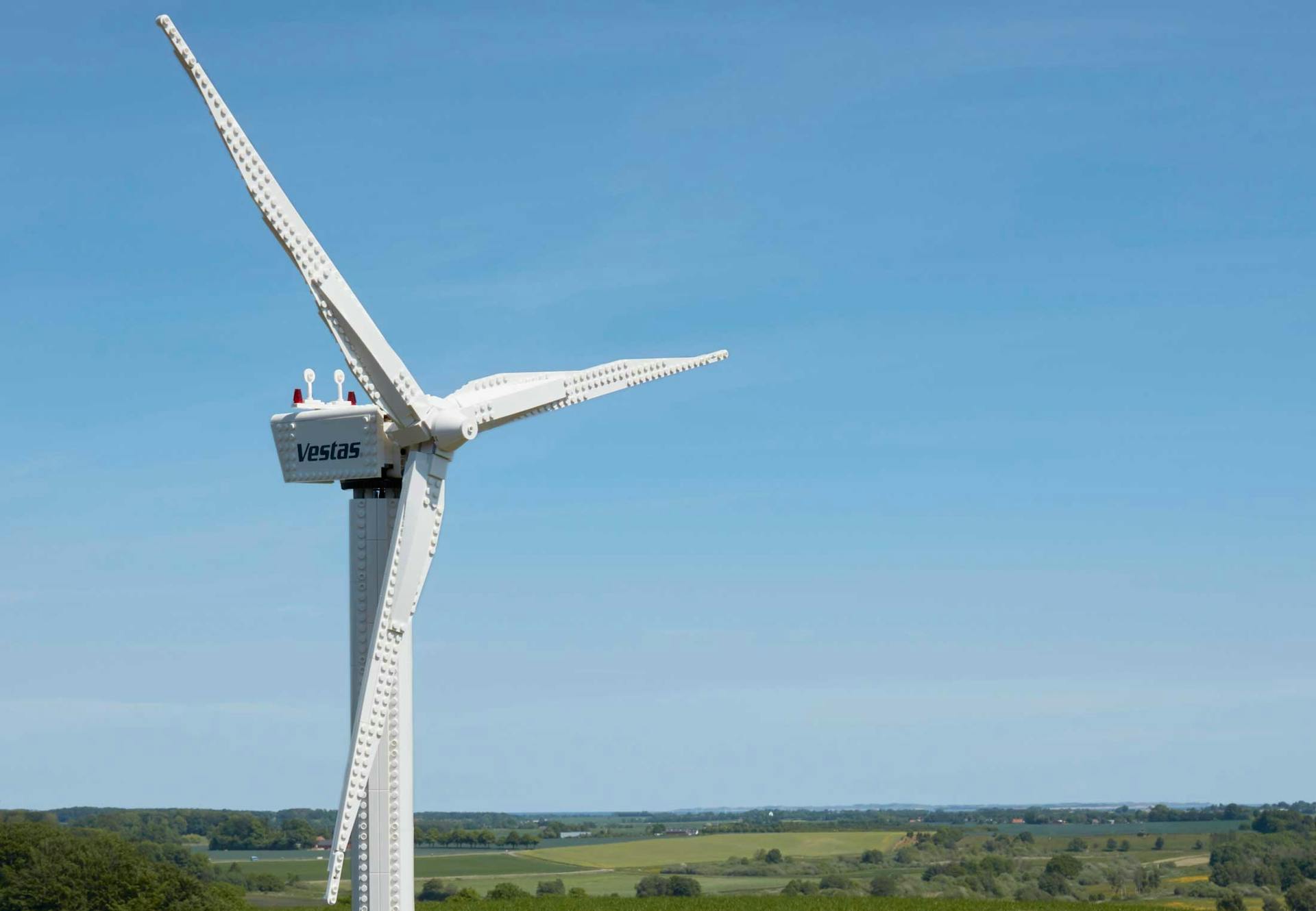 1 meter høj Vestas-vindmølle i LEGO 1 meter høj Vestas-vindmølle i LEGO