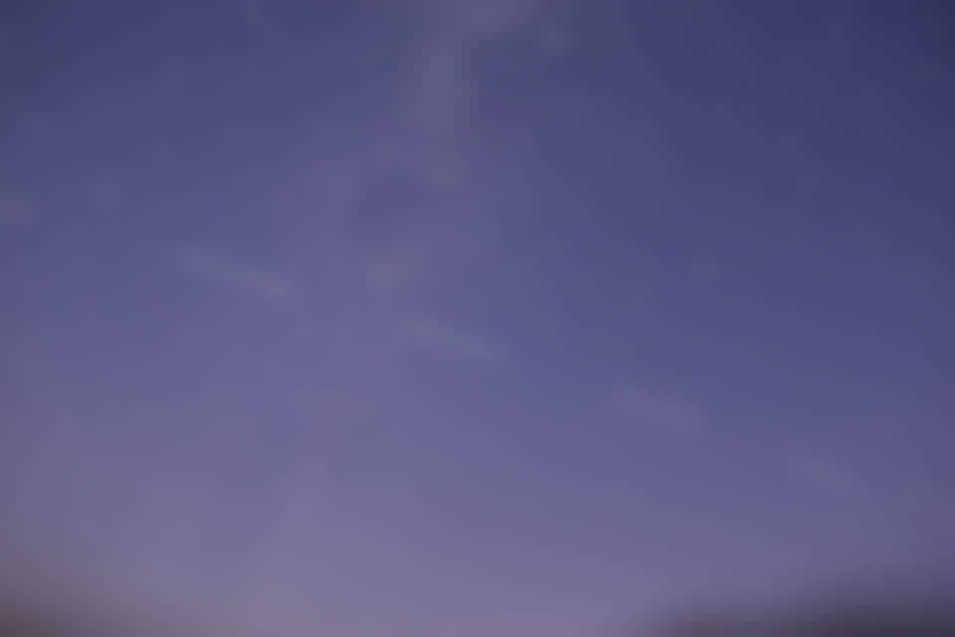 Starlink-satelliittien ketju matkalla yötaivaan halki Starlink-satelliittien ketju matkalla yötaivaan halki