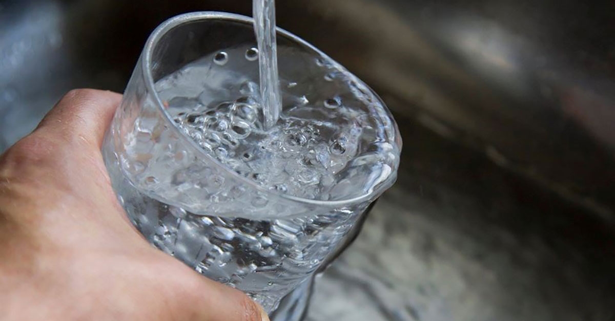 8 Tekenen Dat Je Te Weinig Water Drinkt | Wibnet.nl