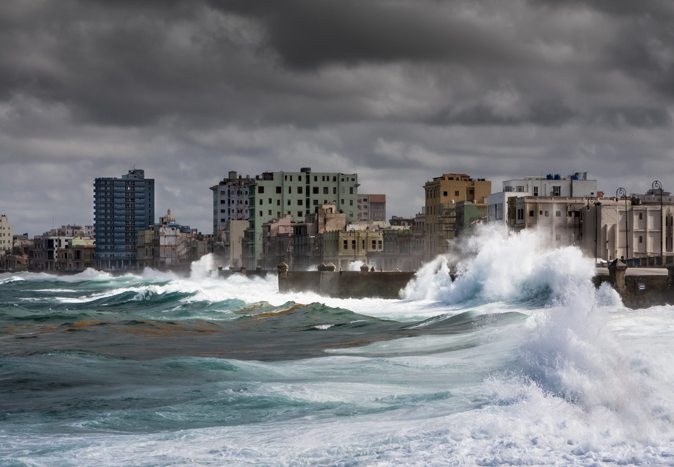 Tsunamier Hvorfor Suger De Vandet Vaek Fra Stranden Illvid Dk