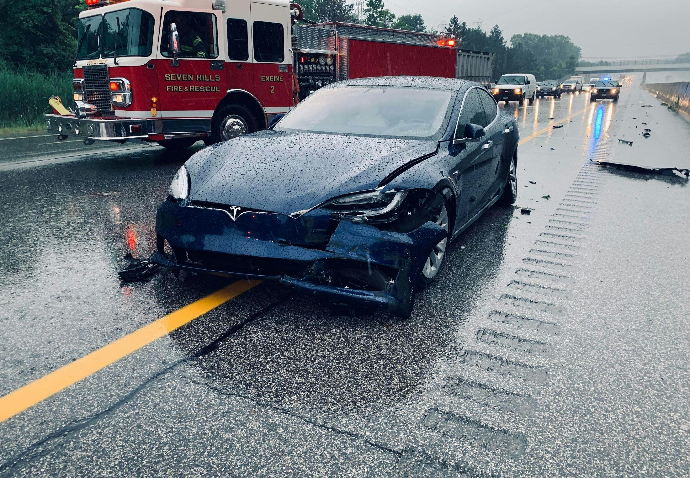 Defrost car tesla