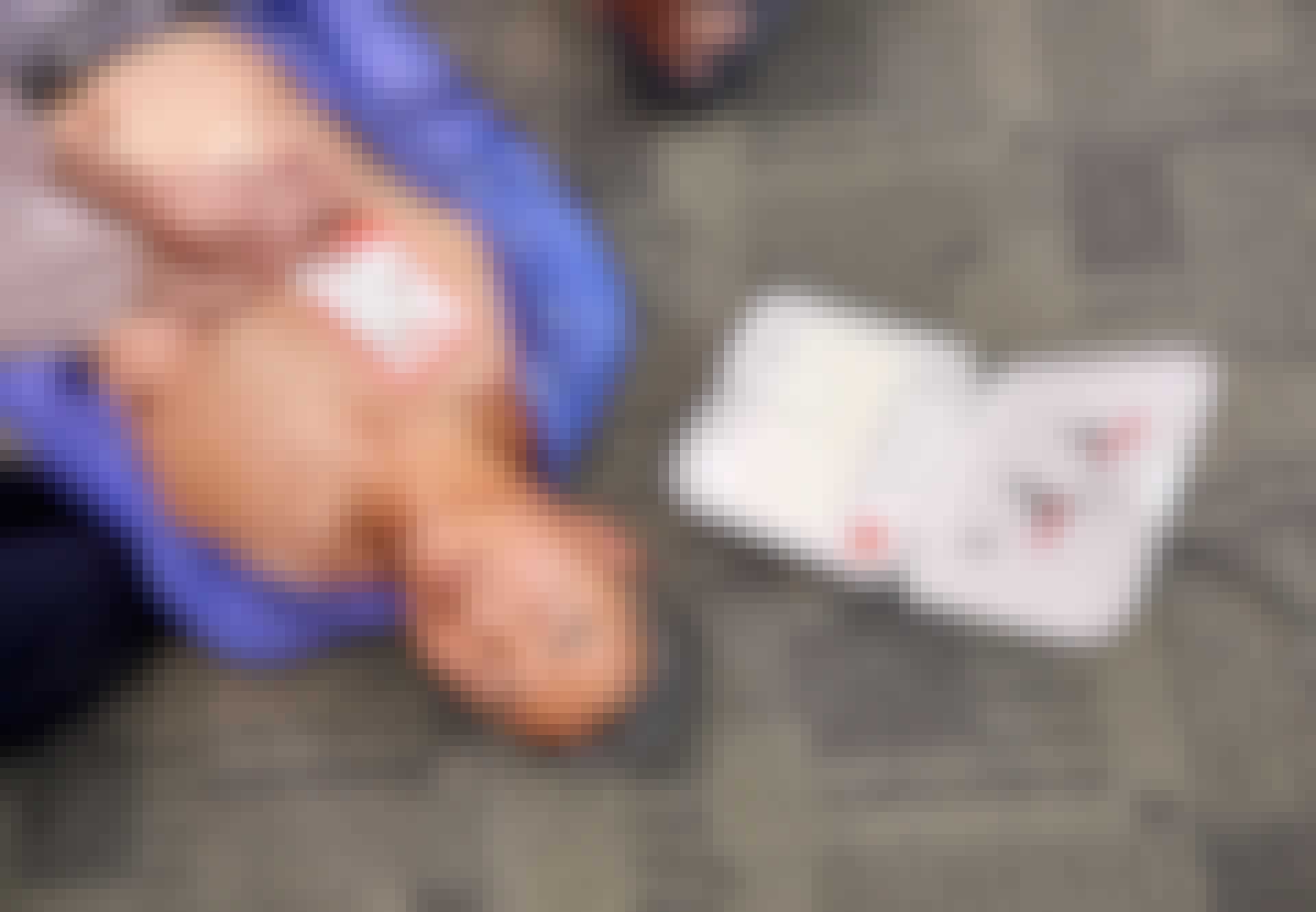 Poging tot reanimatie met defibrillator Poging tot reanimatie met defibrillator