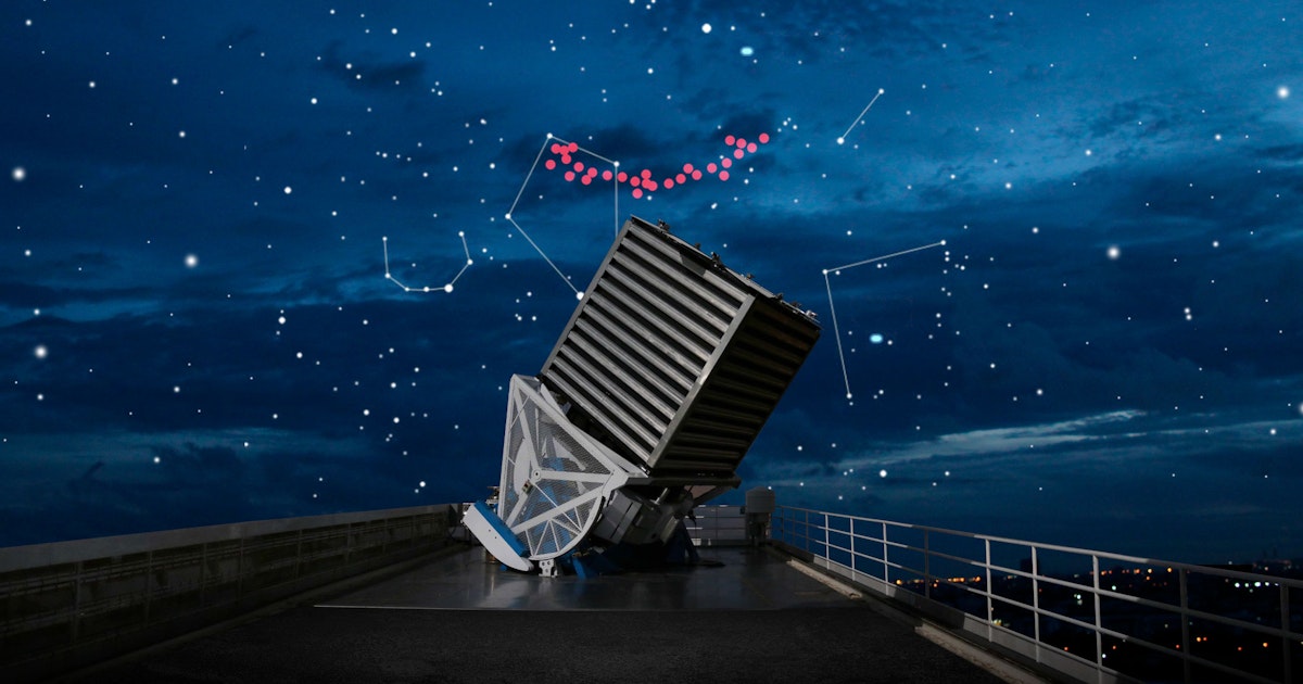 L’arco gigante sconvolge la cosmologia L’arco gigante sconvolge la cosmologia