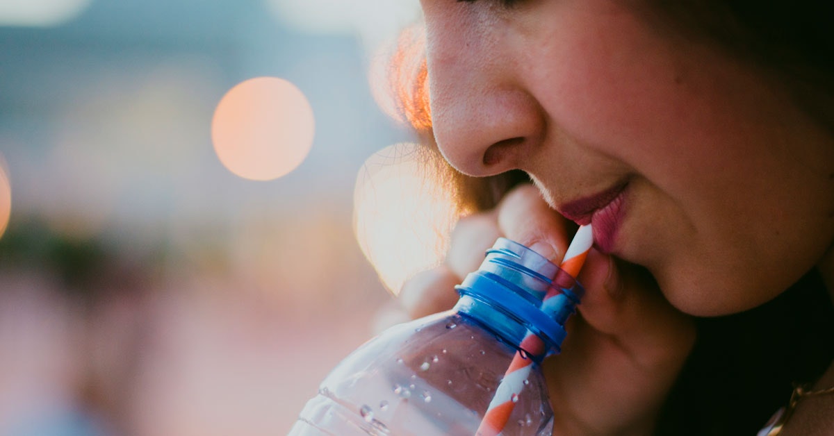 Warning: Paper straws may contain harmful substances Warning: Paper straws may contain harmful substances