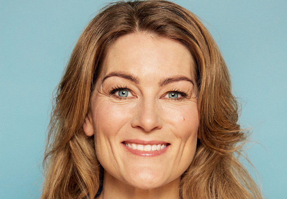 Slik sminker du blå øyne | tara.no, image size:980x679